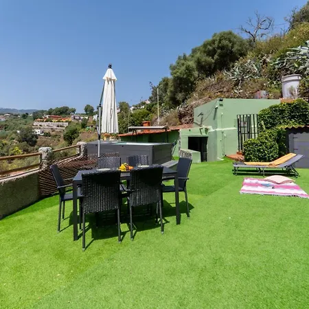 Vivelorural Casa Priya, Teror, Pool And Views تيرور
