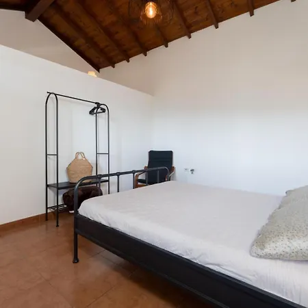 Vivelorural Casa Priya, Teror, Pool And Views * تيرور