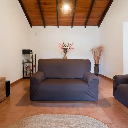Vivelorural Casa Priya, Teror, Pool And Views Σπίτι διακοπών *